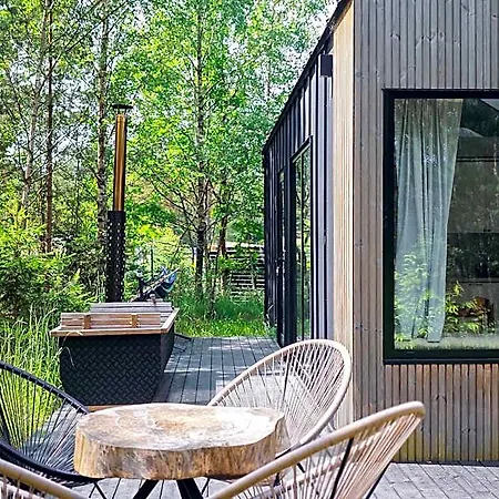 Kaszuby Tree House Hotel *